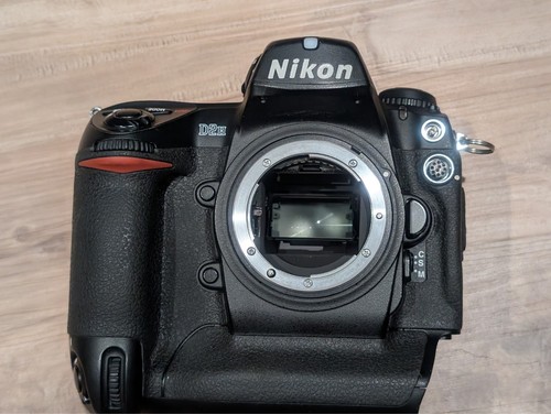 41k shutter clicks nikon d2h - clicks!,